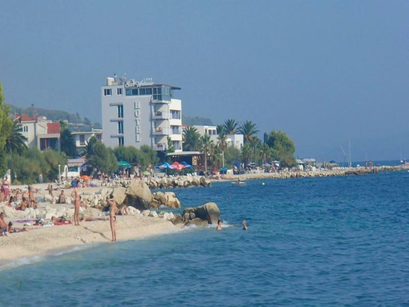 Hotel Mladenka Podstrana Esterno foto